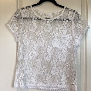 A&F Lace short sleeve top - Size L - White
